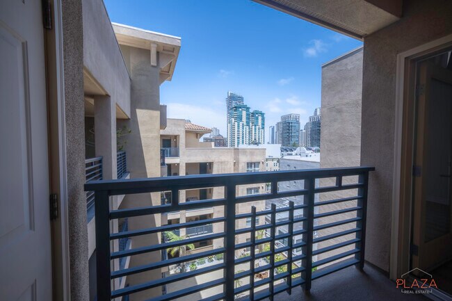 Photo - 330 J St Unidad 612