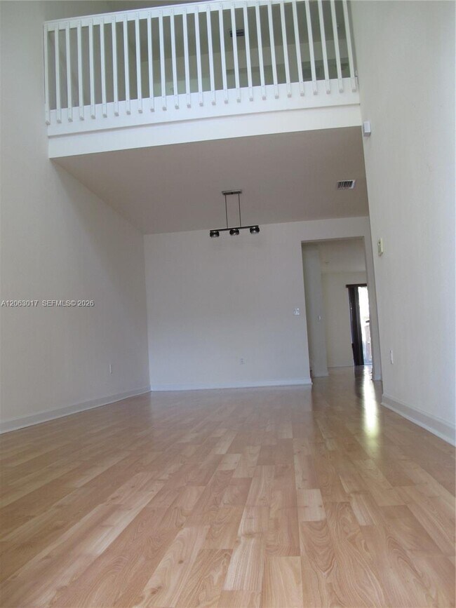 Photo - 10716 NW 76th Ln