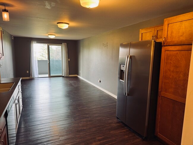 Photo - 228 S Cottonwood #107 owned by PAC,MEL,FAC,GWC Unit 107