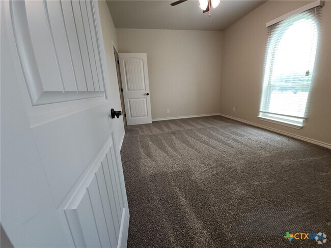 Building Photo - 213 Cammie Dr Rental