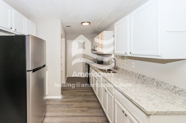 Photo - 505 Madrid St