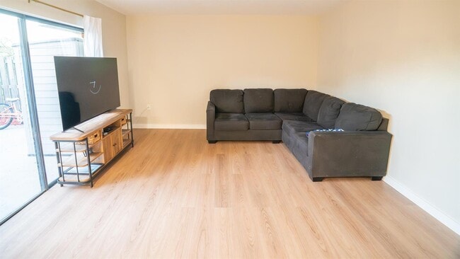 Photo - 3211 Gardens East Dr