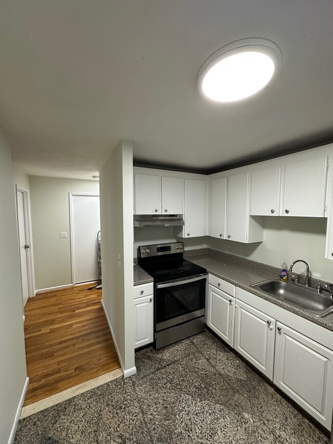 Photo - 27 Gordon St Condo Unit 203