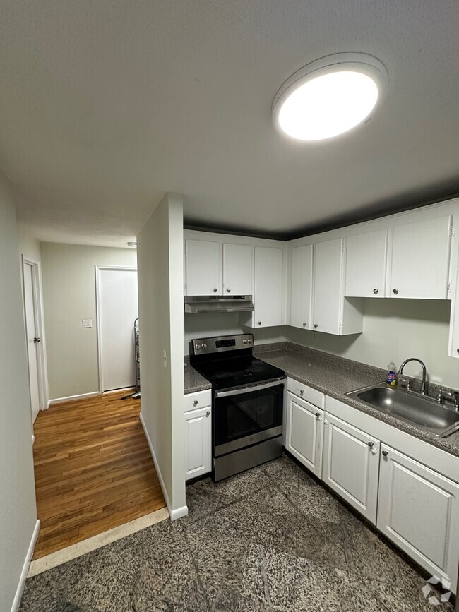 Building Photo - 27 Gordon St Unit 203 Rental