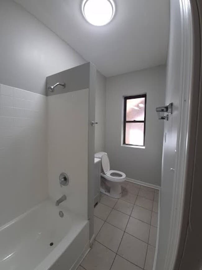 Photo - 634 N Lamon Ave