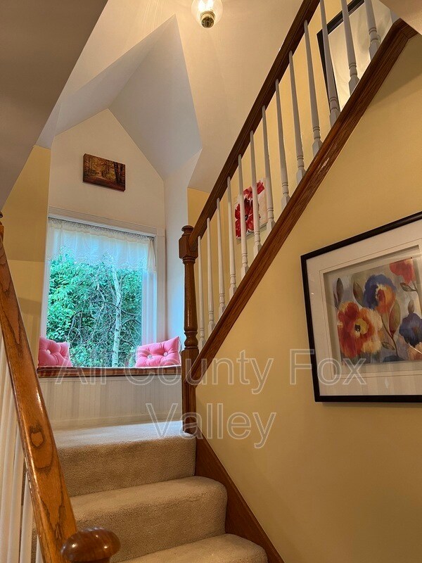 Photo - 1025 Rosewood Dr House