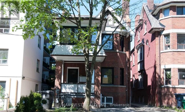 Photo - 152 Dowling Ave Unité 4