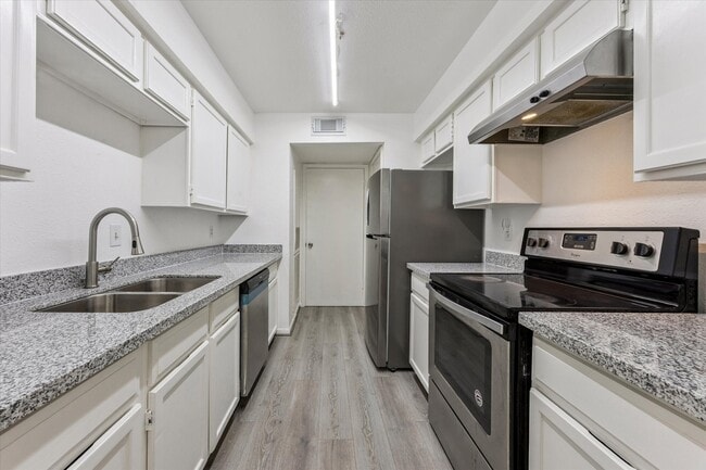 Photo - 6606 De Moss Dr Unit 804