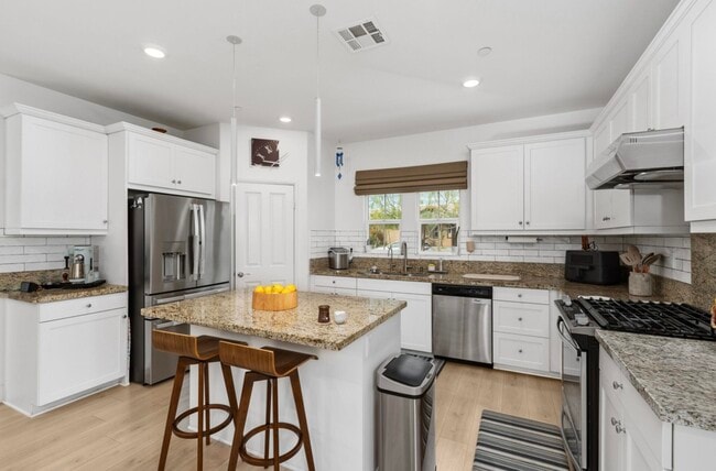 Photo - 67505 Rio Naches Rd