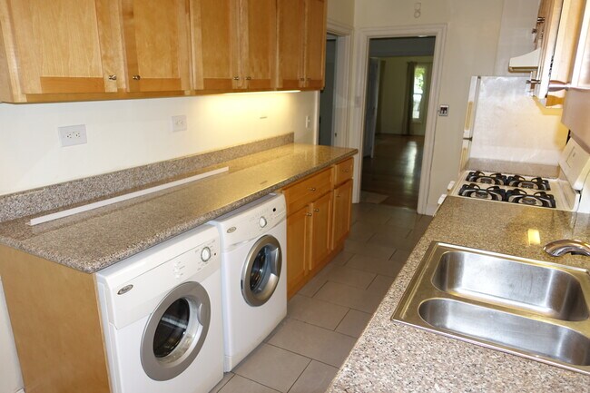 Photo - 2575 Virginia St Unit 1