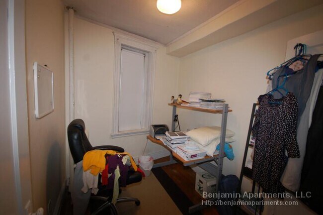 Photo - 33 Walbridge St Unit 1