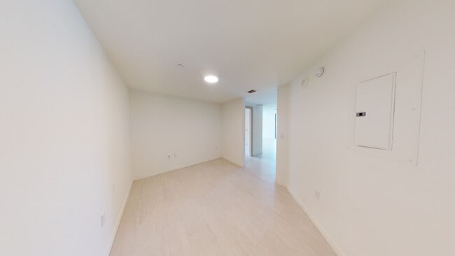 Photo - 1000 Brickell Plz Unit 3915
