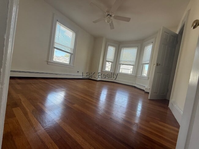 Photo - 47 Myrtle St