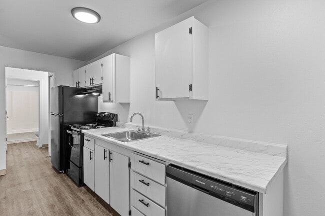Creekside Apartments