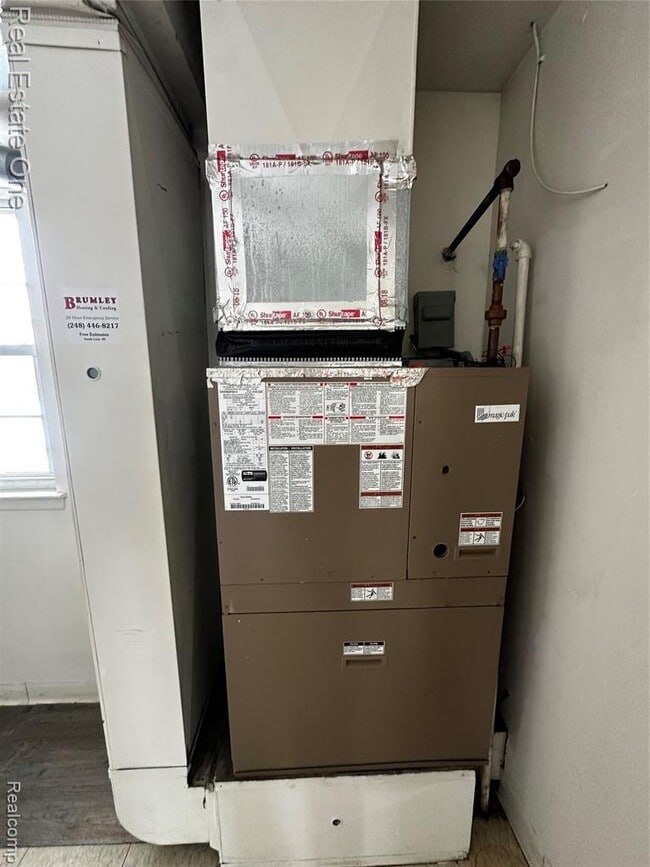 Photo - 102 Princeton Dr