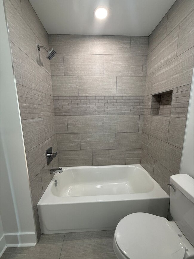 Photo - Stunning Newly Renovated 2BR Home in Brewe...