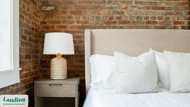 Photo - 425 20th St S Unidad 200