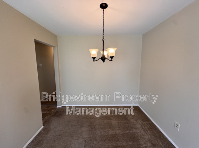 Photo - 4352 Sunray Rd