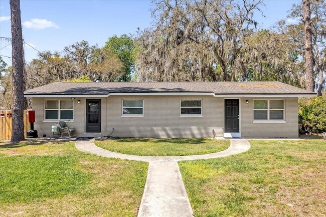 Building Photo - 284 Short St