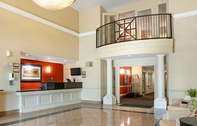 Furnished Studio-Columbus - Polaris