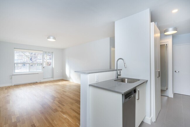 Photo - 111 Lawton Blvd Unit 210