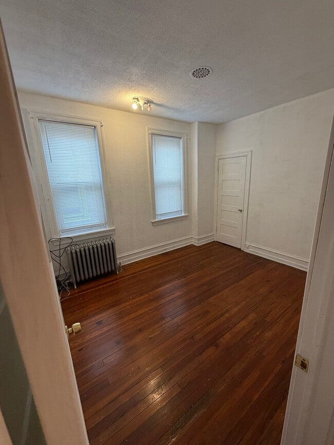 Photo - 5933 Carpenter St Unit 2