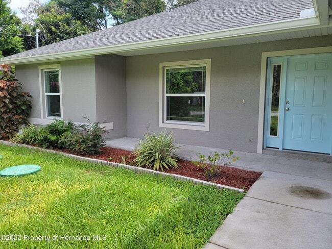 Photo - 1182 Hallcrest Ave