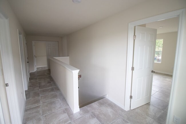 Photo - 2470 Avian Loop