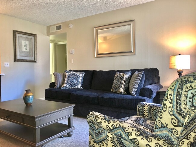 Photo - Oracle Palms Apartments