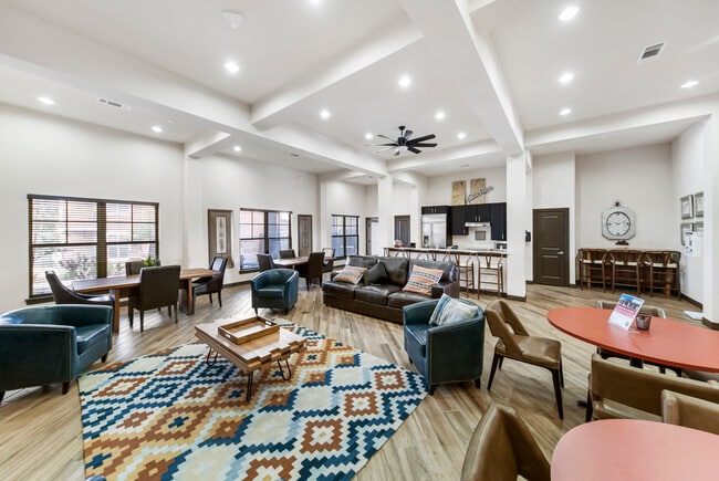 Compass Pointe