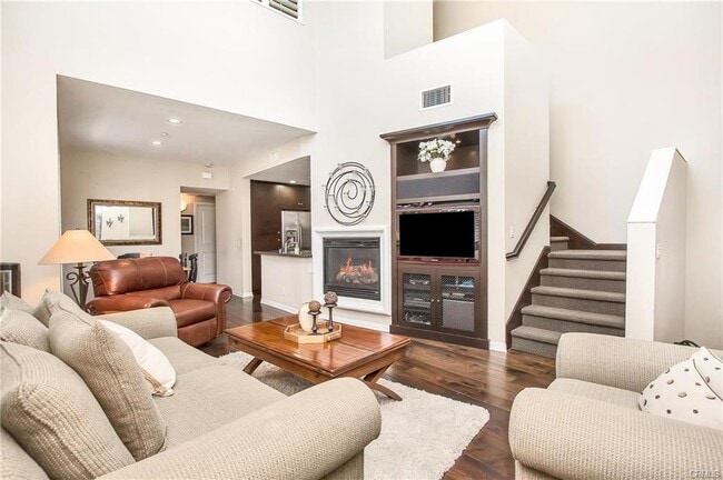 Photo - 31 Brownstone Way