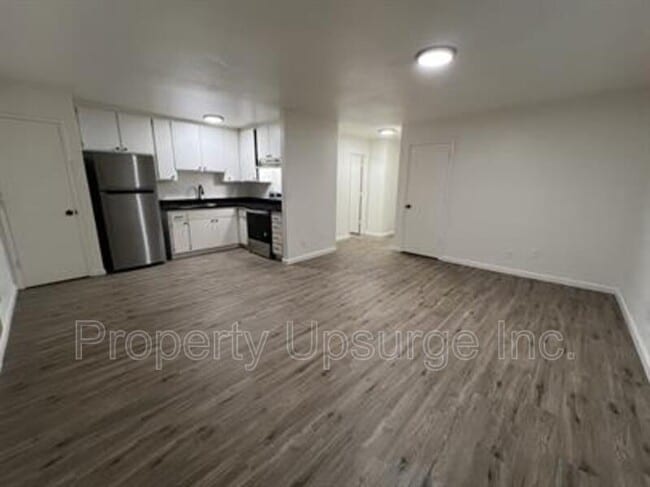 Photo - 2950 Lanning Ave