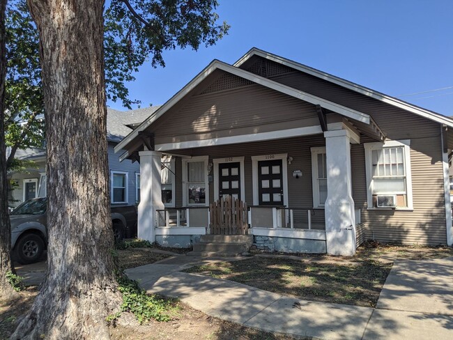 Building Photo - W Arlington Ave- Duplex Unit 1100