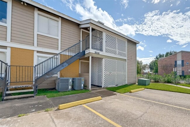 Photo - 12507 Ashford Meadow Dr Unidad A