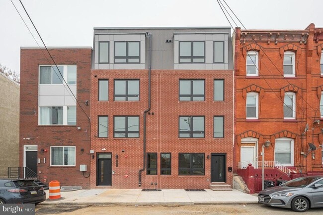 Building Photo - 1721 N 21st St Unit C Rental
