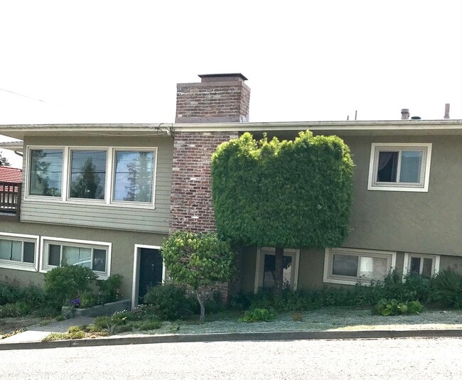 Photo - 1398 Hillcrest Blvd Unidad IN-LAW