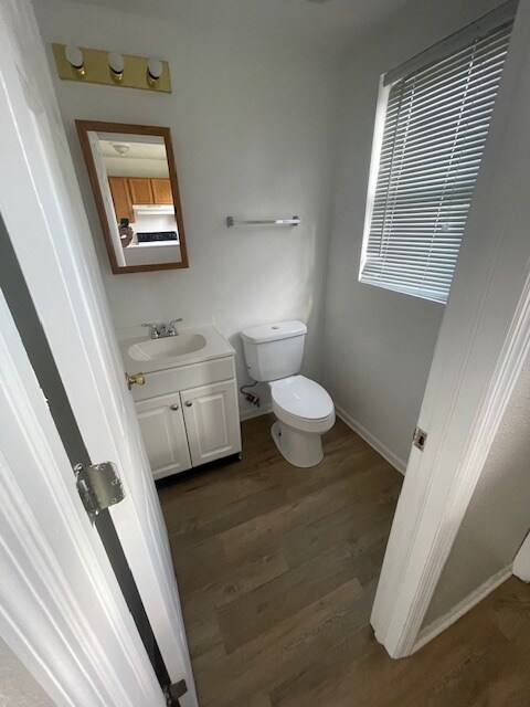 Photo - 4537 Elliot Ave