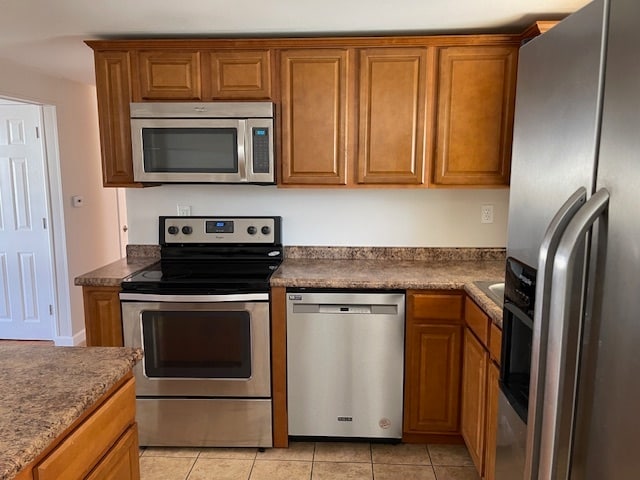Building Photo - 14 Surry Park Rd Unit 1