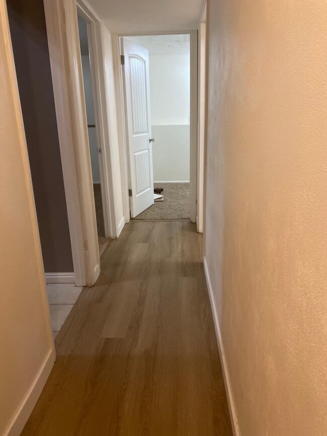 Photo - 1595 W 8295 S