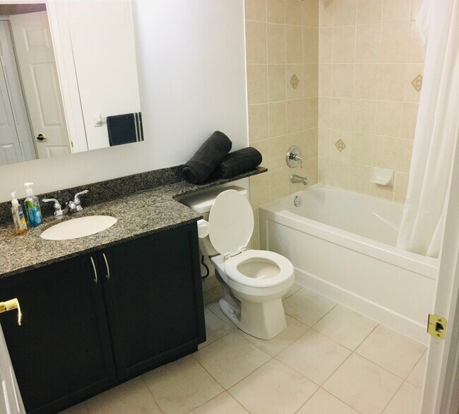 Photo - 4900 Glen Erin Dr Unit 1809