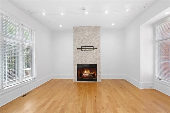 Photo - 3 Prichard Way NE