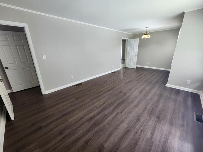 Photo - 972 Biltmore Dr NE