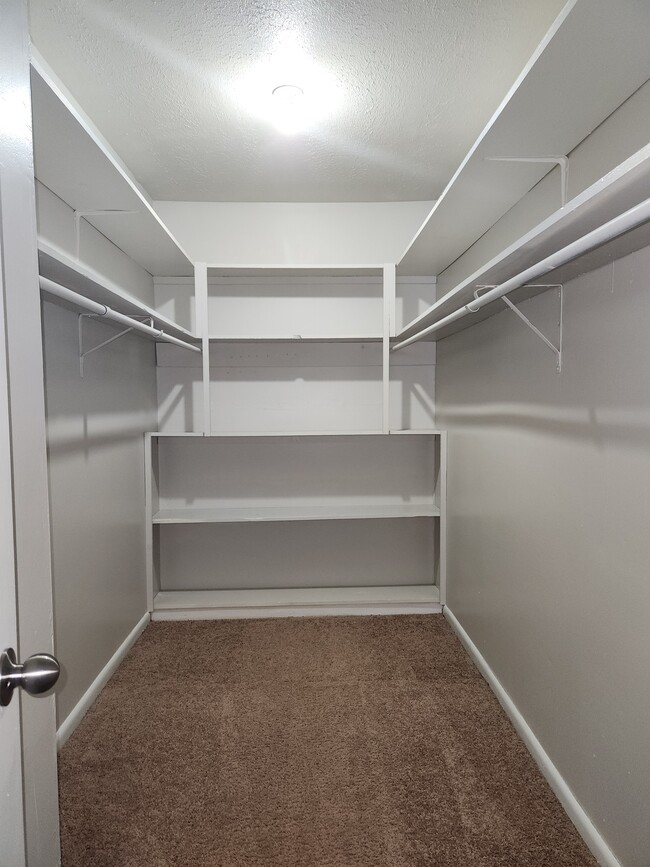 One Bedroom Apartment Closet - Camelot Apartments