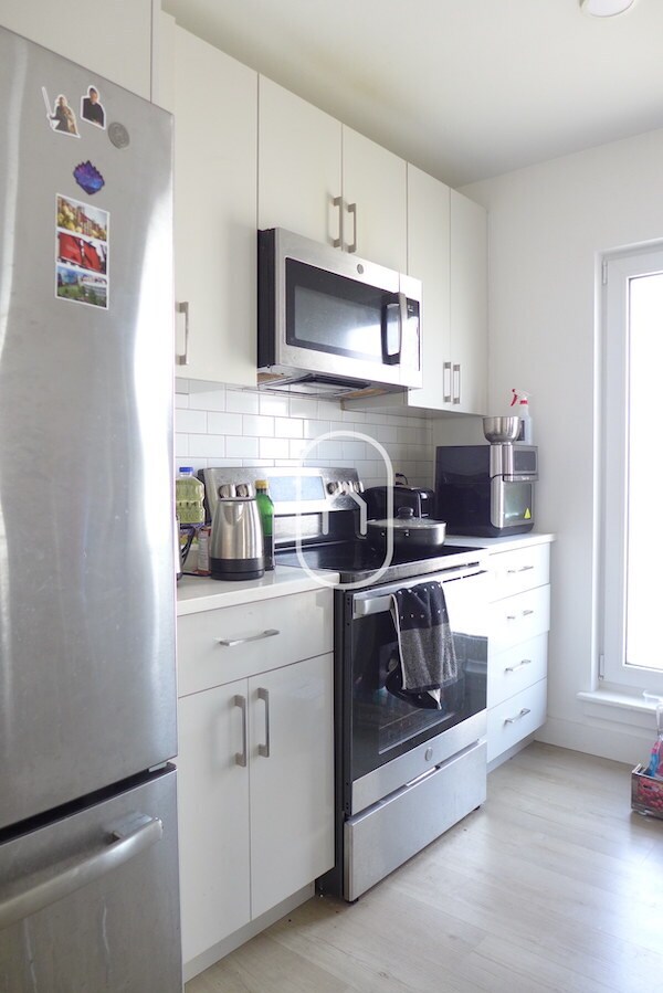 Photo - 2767 Washington St