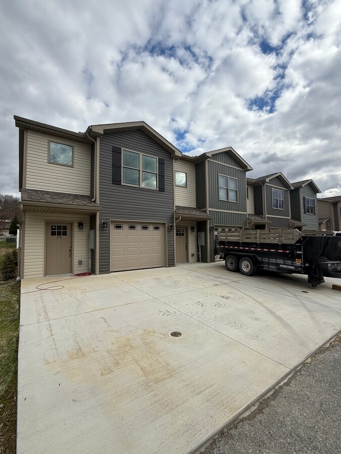 Photo - 23 Goliath Dr