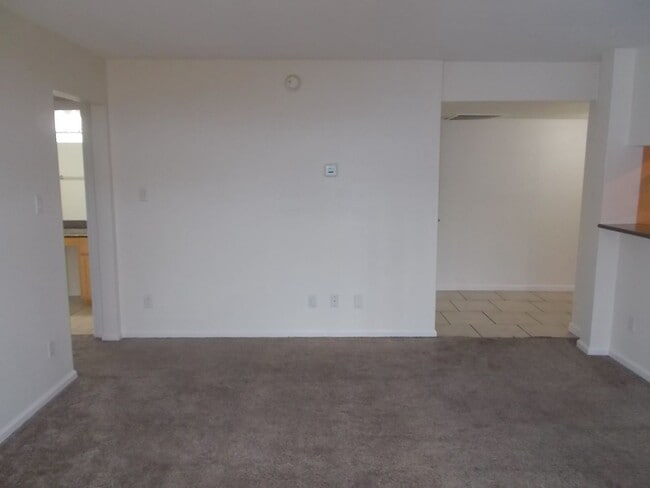 Photo - 769 Oakmont Ave