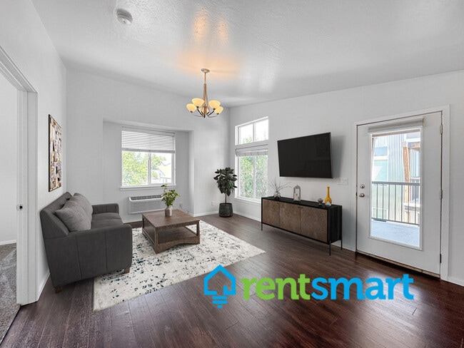 2245 South Ave W
