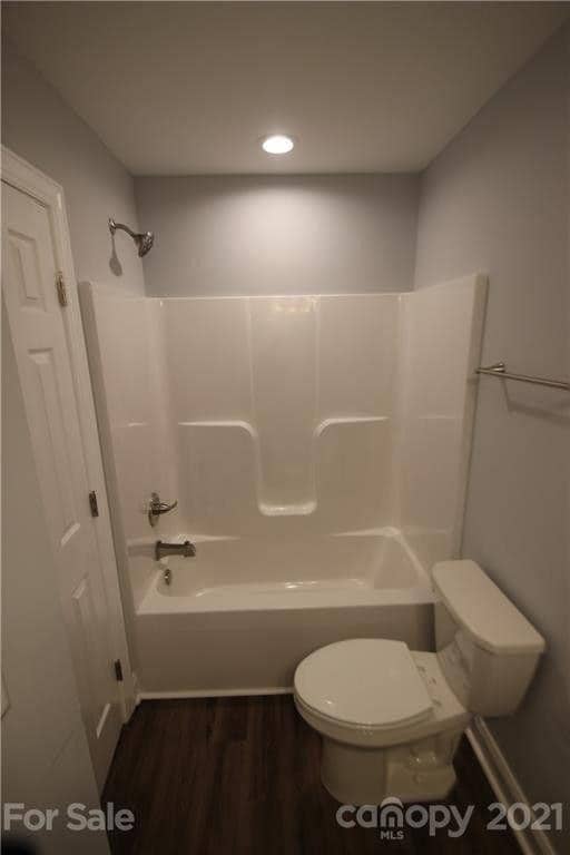 Photo - 619 Flynwood Pl SW