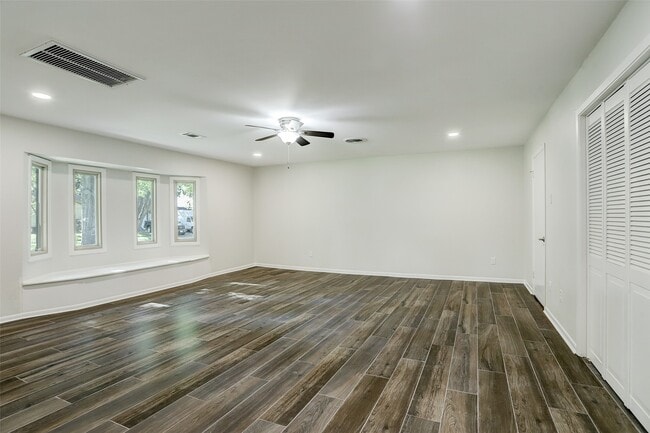 Photo - 4134 Hill Oak Dr