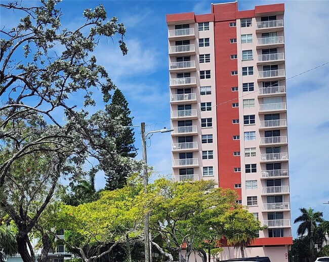 Photo - 3161 S Ocean Dr Unit 409